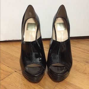 Peep-toe patent leather Dolce Vita heels